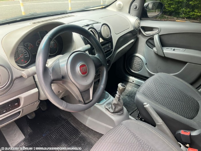 Fiat PALIO ATTRACTIVE 1.4 2013/2014